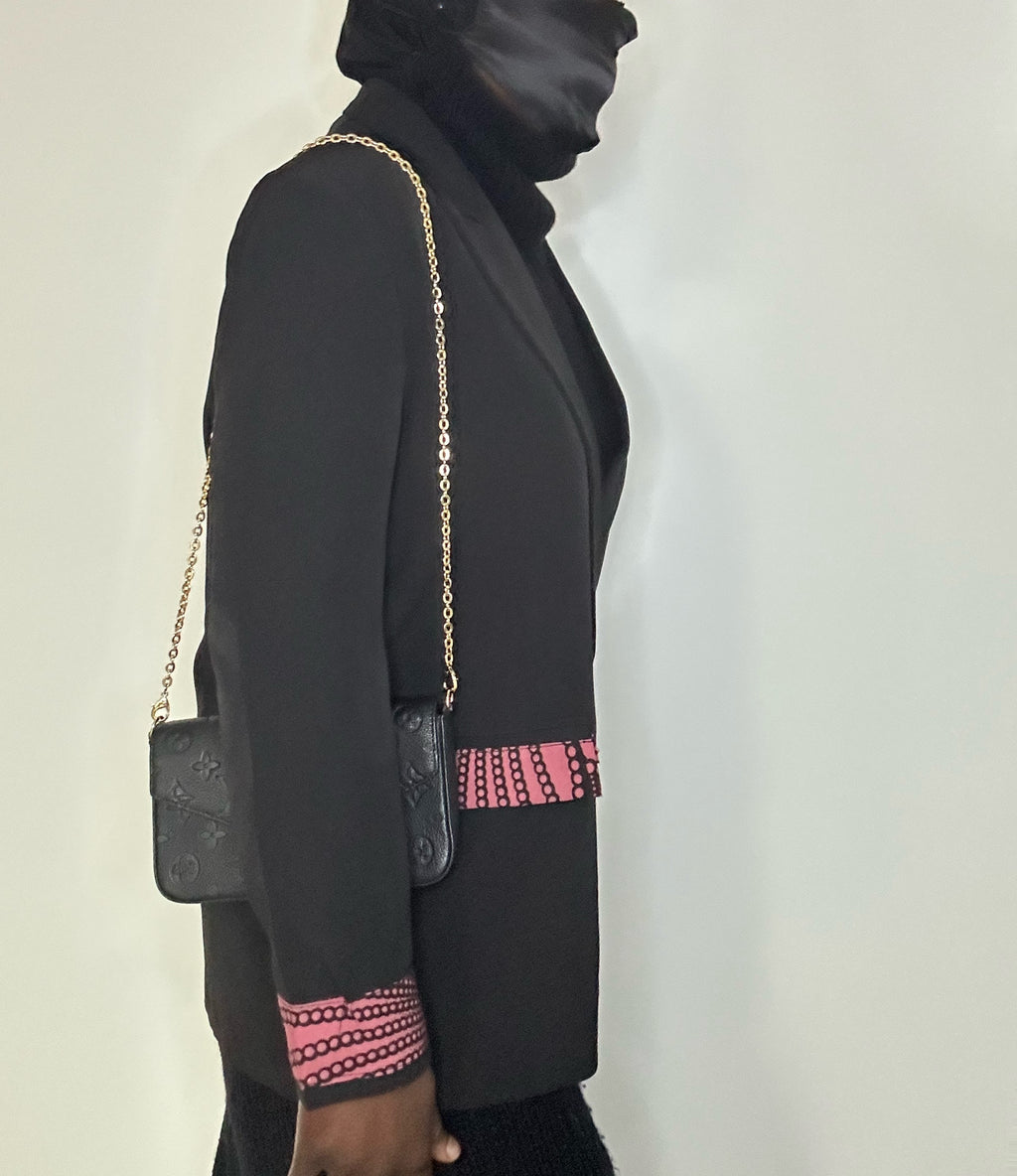Blazer oversize noir intemporel et wax rose bleue